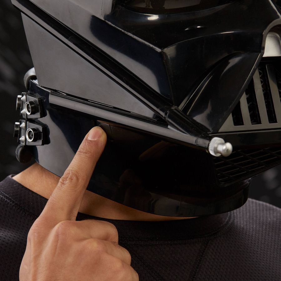Star Wars Black Series Premium Electronic Helmet Darth Vader 7